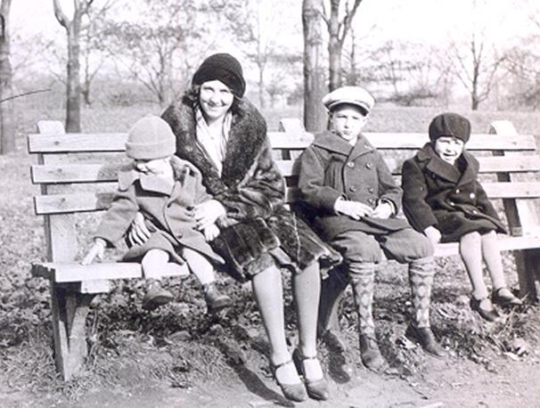 Bobby Swanton, Marion Cross Swanton, Billy Swanton, Eleanore Swanton.jpg 103.9K